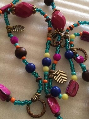 Colorful Premier Designs Necklace